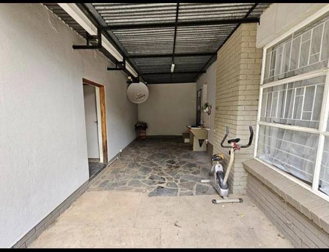 3 BEDROOM HOUSE FOR SALE IN DORANDIA